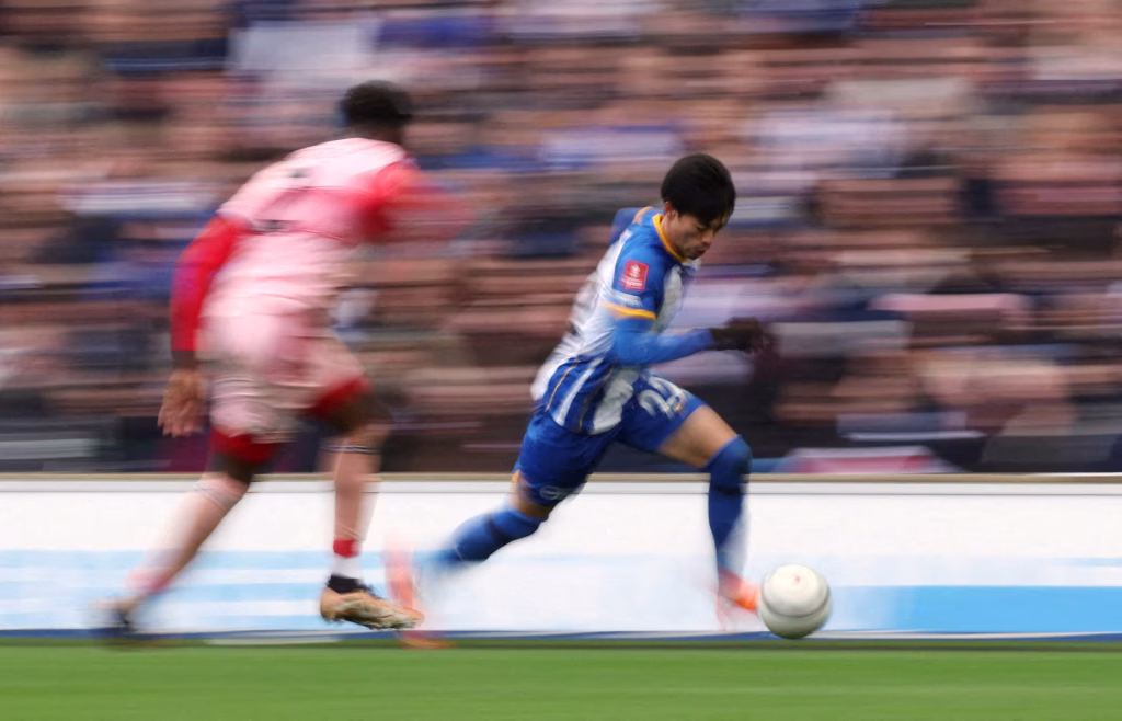 Semenyo vs Mitoma: Key Battle to Decide Bournemouth-Brighton Draw?