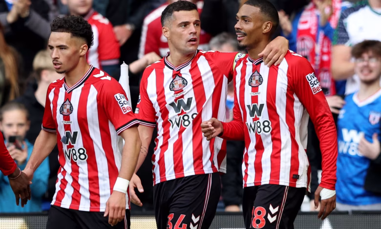 Ten-Man Sunderland Stun Villa with Gritty Fightback Ten-Man Sunderland Stun Villa with Gritty Fightback