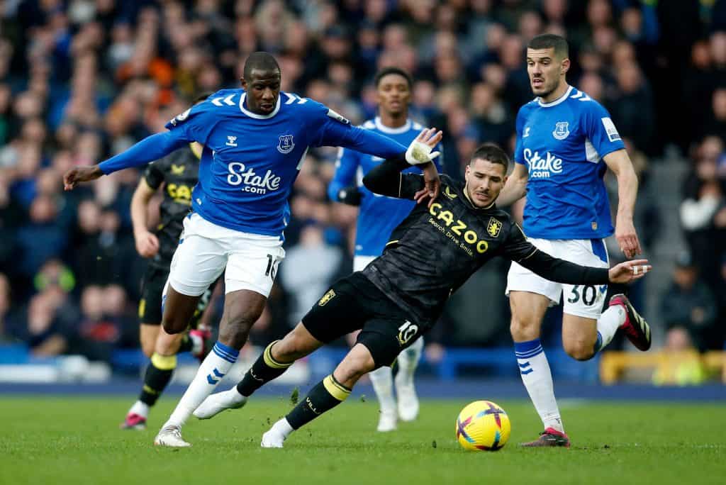 Watkins to Fire? Everton’s Defence Ready for Villa’s Attack