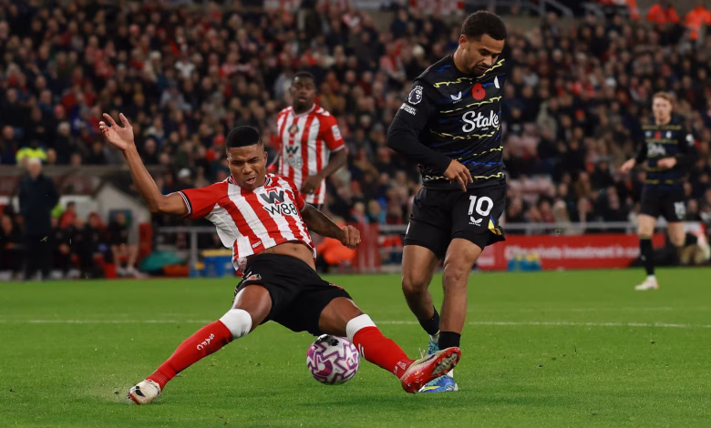 Unbeaten Sunderland Aim to Shock Arsenal at the Stadium of Light