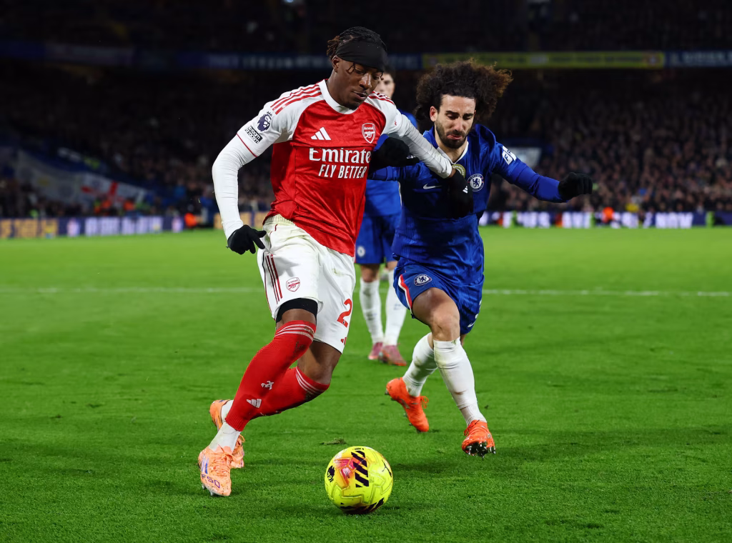 Arsenal Drop Points as 10-Man Chelsea Hold On