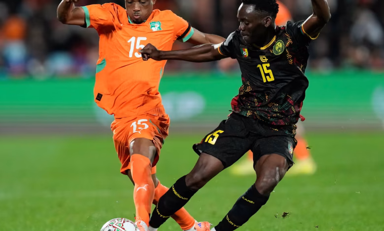 አማድ ደምቁዋል ፣ ግዙፎቹ ለአፍሪካ ዋንጫ እርስ በርስ በመጣጣላቸው ጨዋታው በግርግር ተጠናቀቀ።