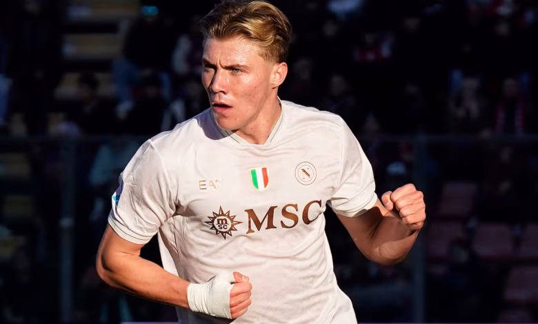 ሆይሉንድ በፈጠረው ትርምስ ናፖሊ በሱፐር ካፑ ጥንካሬውን አሳይቷል