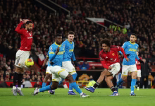 United Stumble Again as Wolves Steal a Point