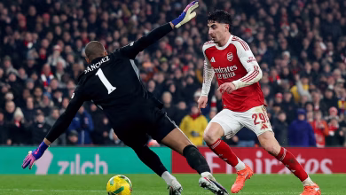 Arsenal aim to strengthen title charge as Sunderland look to extend surprise run