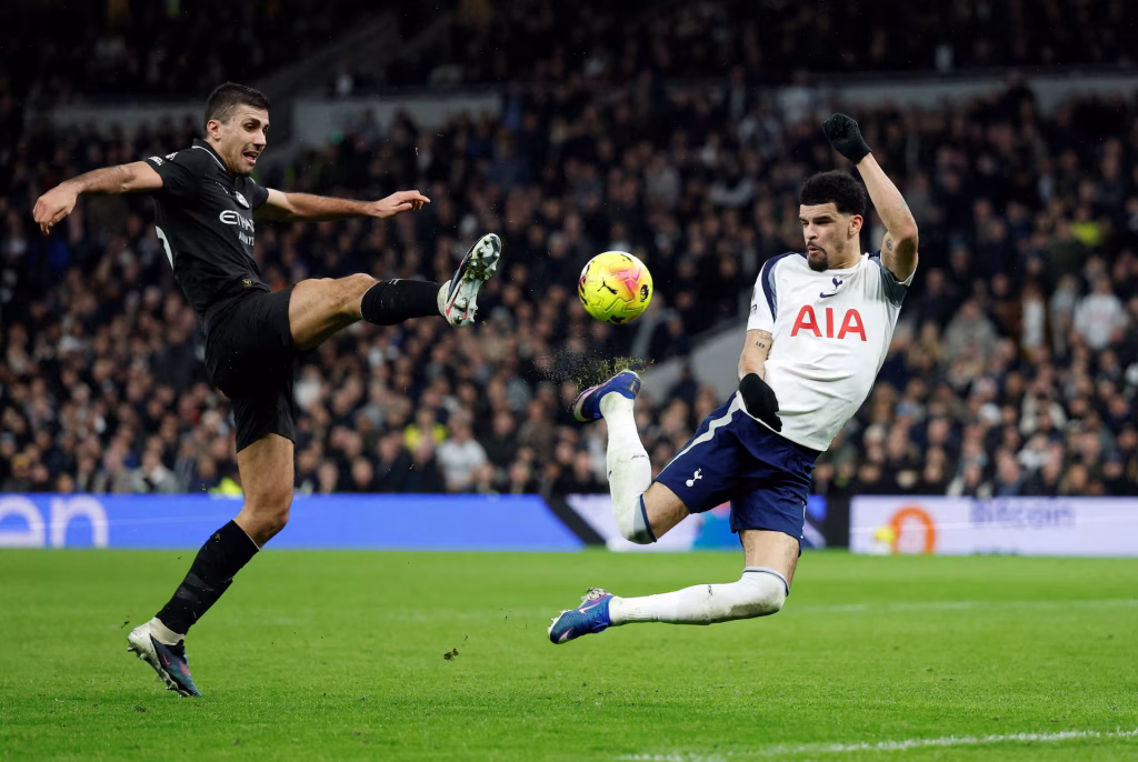 Tottenham Fight Back from Two Down to Hold Manchester City